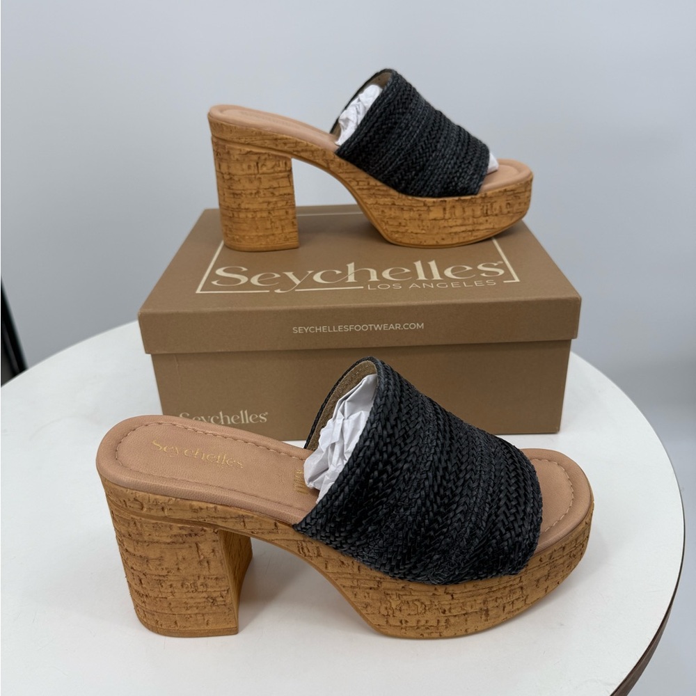 Seychelles Applause Slip-On Mule Sandal 4” Heel 1.75” Platform Black Woven Rafia